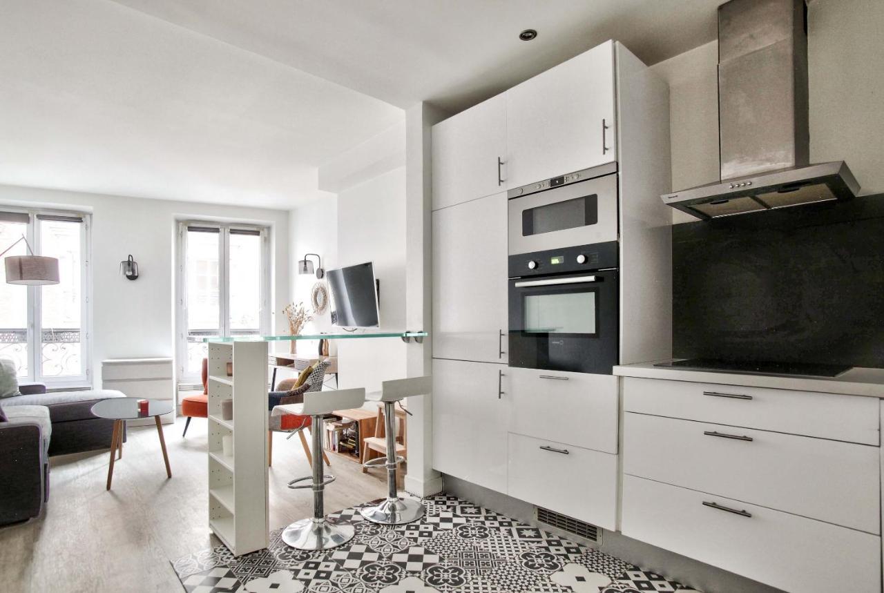 Appartement Quartier Tour Eiffel Free Netflix Paris Bagian luar foto