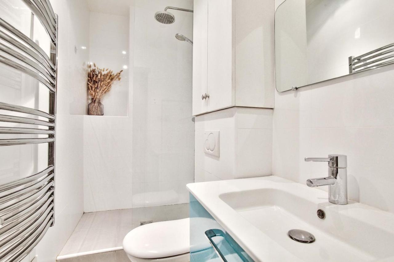 Appartement Quartier Tour Eiffel Free Netflix Paris Bagian luar foto